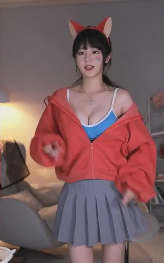 QWER 에이스 멤버 쵸단의 위엄