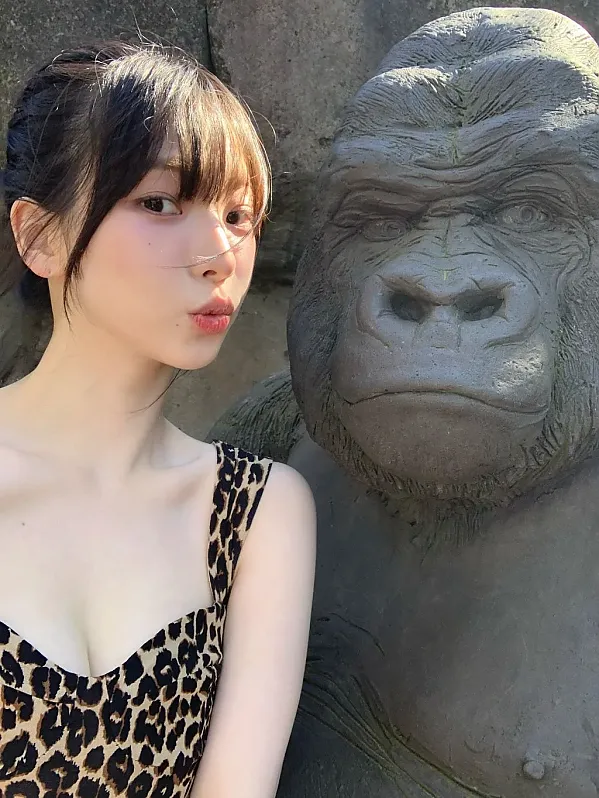 애들아 나 카리나랑 사진찍었어