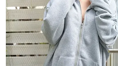 아카리 시라세 1st 사진집 [ 착각 ] Set.02