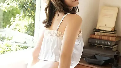 모모츠키 나시코, 디지털 사진집 「사랑은 경비로 처리될 수 있을까?」 Set.03